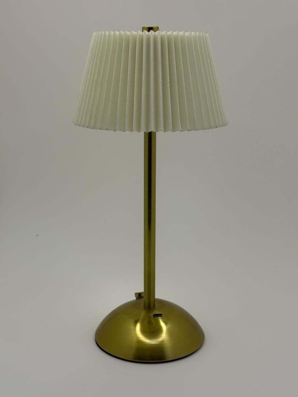 Vintage Cream Ambient Glow: Cordless & Dimmable Table Lamp